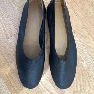 Everlane - Size 9.5 - The Day Glove Italian Leather Flats